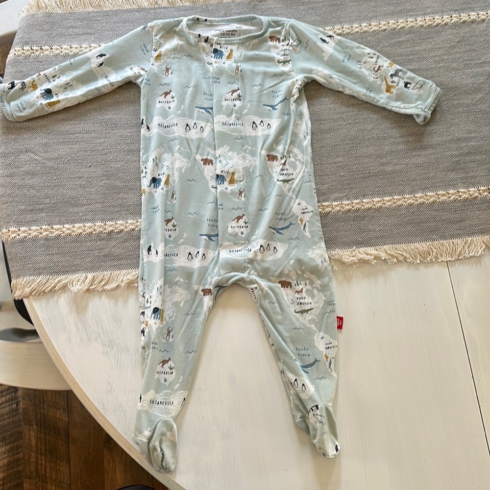 Magnetic me footed pajama 3-6 months